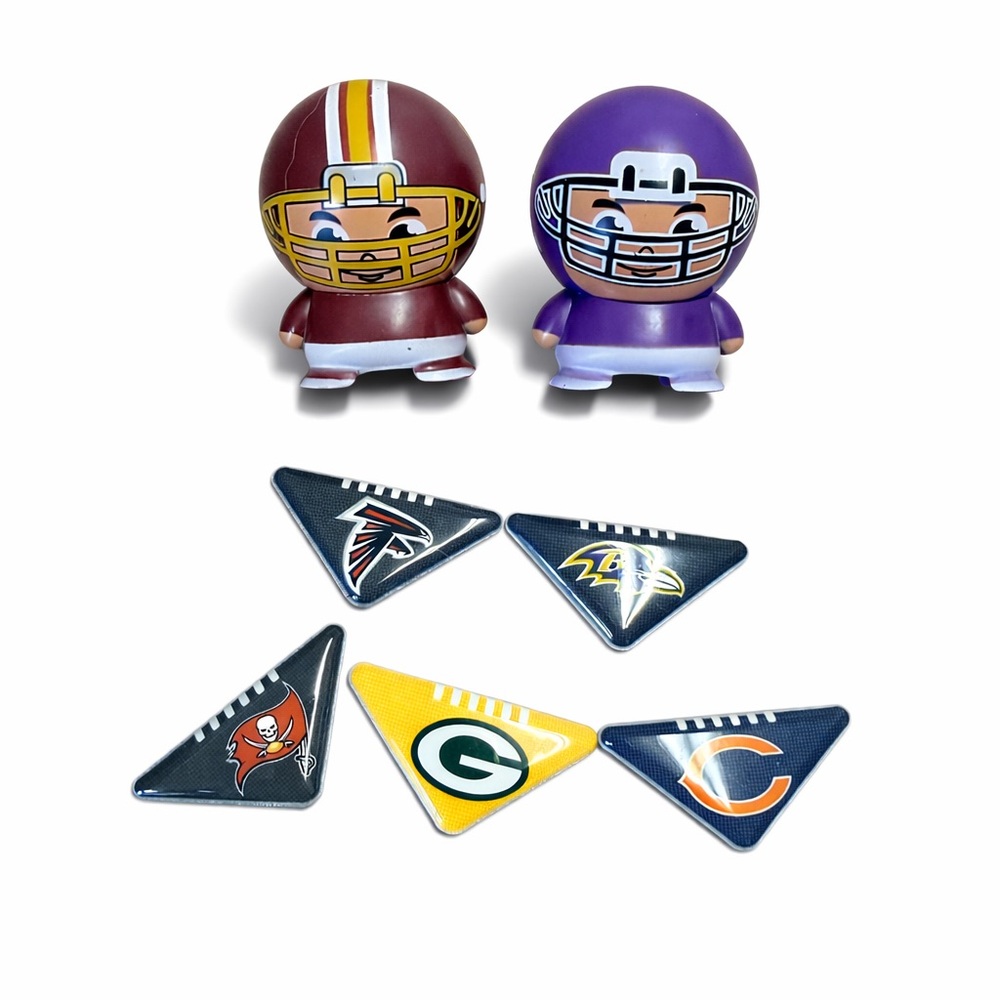 NFL TeenyMates Mini Figures Lot Vikings Redskins + Team Pennants
